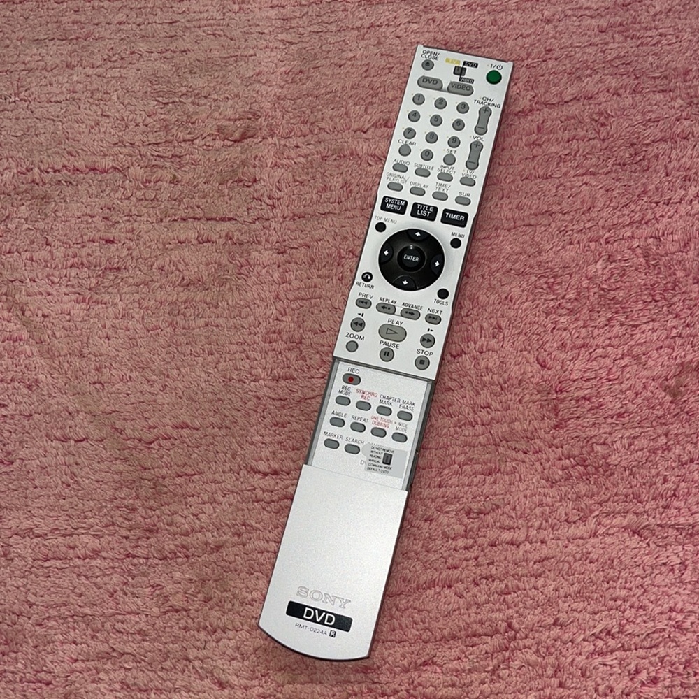 Sony RMT-D224 DVD - VCR Remote Control - Picture 2 of 3